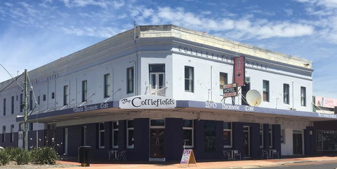 The Colliefields - Surfers Gold Coast 0