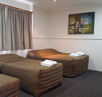 The Commercial Hotel Motel - Surfers Gold Coast