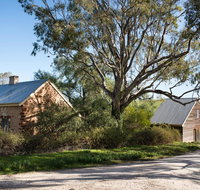The Cottage at Riverside Farm - Surfers Gold Coast