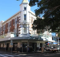 The Crown  Anchor Hotel - Surfers Gold Coast
