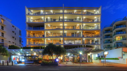 The Dunes Cotton Tree - Surfers Gold Coast 2