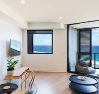 The Edge - Luxurious Waterfront Apartment - Surfers Gold Coast