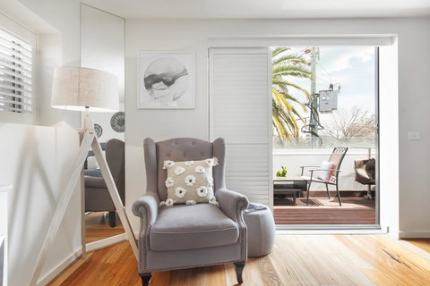 The Jetty Apartment By Ready Set Host - Surfers Gold Coast 1