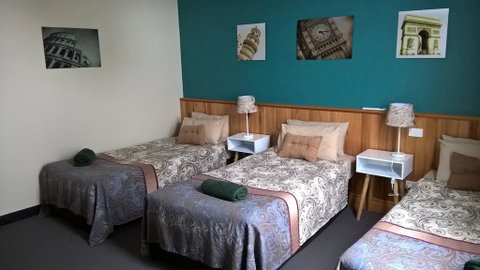 The Moe Motor Inn - Surfers Gold Coast 3
