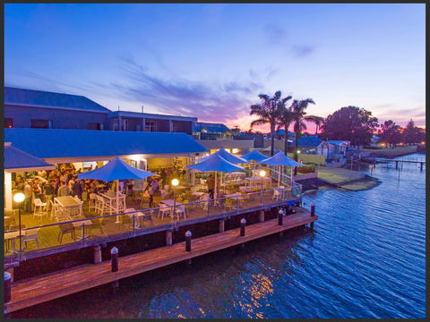 The Parade Hotel - Surfers Gold Coast 0