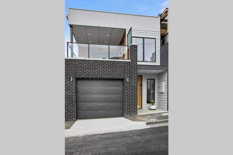 The Ryan Geelong CBD - Surfers Gold Coast 3