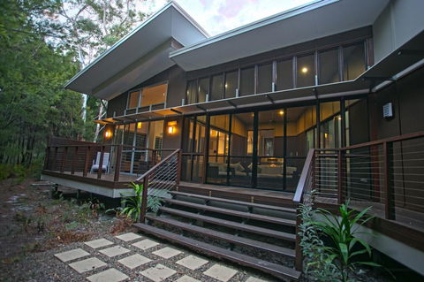 The Sanctuary - Surfers Gold Coast 0