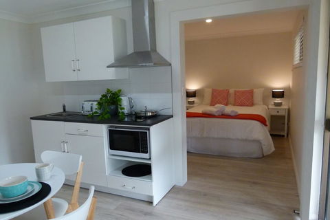 The Sanctuary At Paradise Beach B&B - Surfers Gold Coast 1