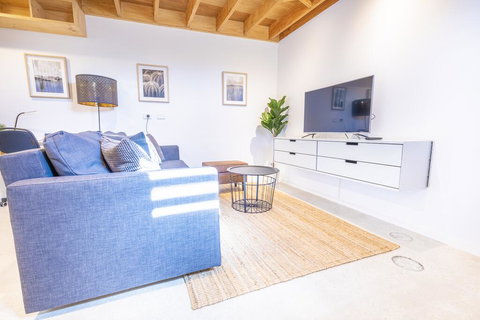 The Studio At Waterloo - Surfers Gold Coast 1