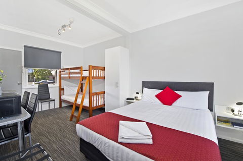 The Wauchope Motel - Surfers Gold Coast 1
