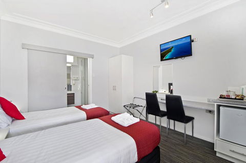 The Wauchope Motel - Surfers Gold Coast 3