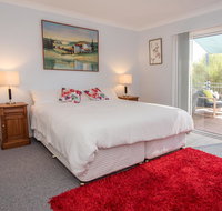 The White House - Surfers Gold Coast