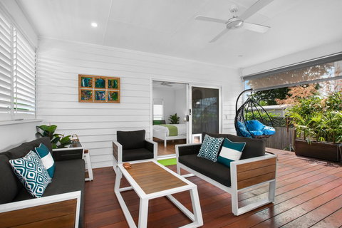 Three-Bed Family Entertainer Near Beach And Cafes - Surfers Gold Coast 1