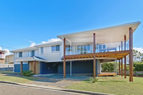 TOPVIEWS - 15Second Av BH - Surfers Gold Coast 0