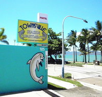 Townsville Seaside Apartments - Surfers Gold Coast