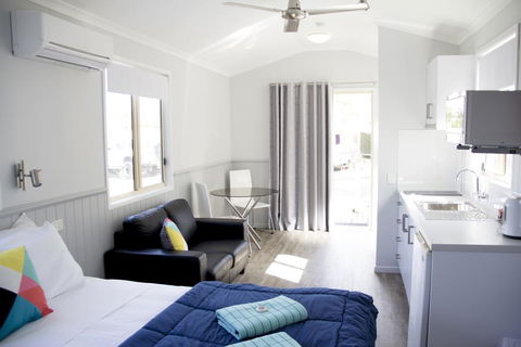 Townsville Tourist Village - Surfers Gold Coast 1