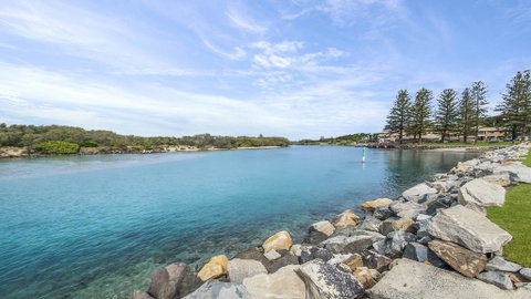 Tradewinds Apartments - Surfers Gold Coast 1