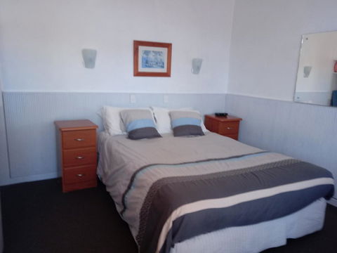 Travellers Rest Motel - Surfers Gold Coast 3