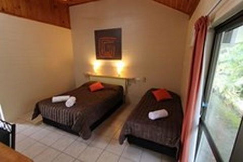 Tully Motel - Surfers Gold Coast 2