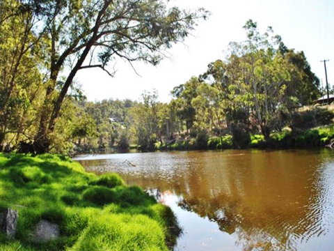 Tweed Valley Lodge - Surfers Gold Coast 1