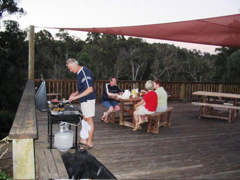 Tweed Valley Lodge - Surfers Gold Coast 3