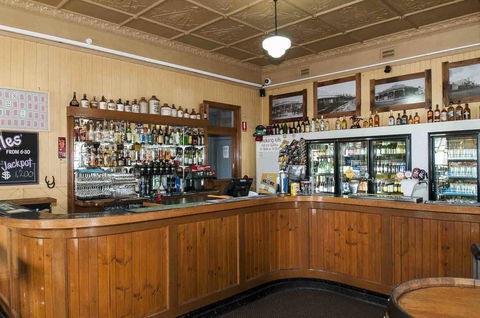 Ulmarra Hotel - Surfers Gold Coast 2