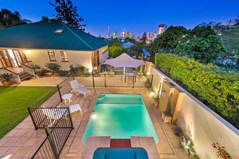 Ultimate Family Home - 3 Bedroom Lux Retreat With Private Pool, Spa And Incredible Views - Surfers Gold Coast 0
