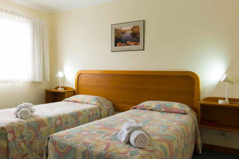 Vacation Village - Surfers Gold Coast 2