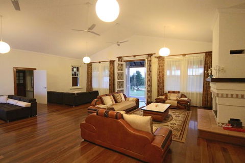 Verona House - Surfers Gold Coast 3