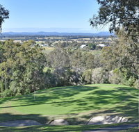 Villa 2br 540 Greenview Resort Condo located within Cypress Lakes Resort nothing is more central - Surfers Gold Coast