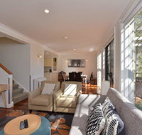 Villa Executive 2br Quattro Resort Condo located within Cypress Lakes Resort nothing is more central - Surfers Gold Coast
