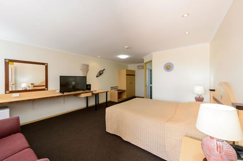 Villa Mirasol Motor Inn - Surfers Gold Coast 3