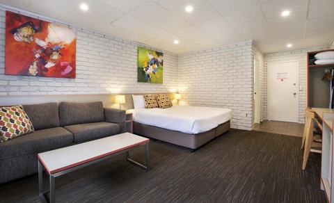 Villa Noosa Hotel - Surfers Gold Coast 3