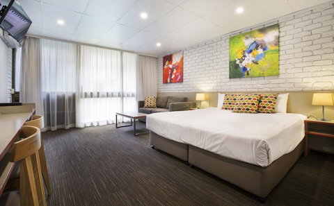 Villa Noosa Hotel - Surfers Gold Coast 1