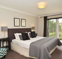 Villas Dodici Sleeps 12 Resort Condos located within Cypress Lakes Resort nothing is more central - Surfers Gold Coast