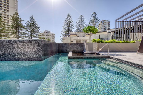 Vue Broadbeach - Surfers Gold Coast 2
