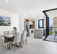 Vue Broadbeach Private 2 Bed Ocean View - Surfers Gold Coast