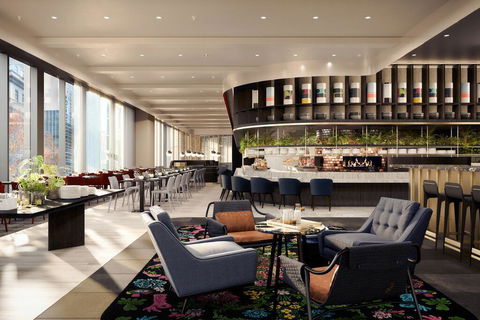 W Melbourne - Surfers Gold Coast 1