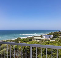Wake up to ocean views in stylish comfort - Surfers Gold Coast