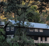 Walhalla Coach House - Surfers Gold Coast