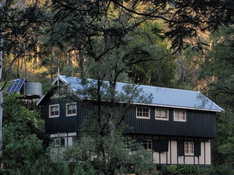 Walhalla Coach House - Surfers Gold Coast 0