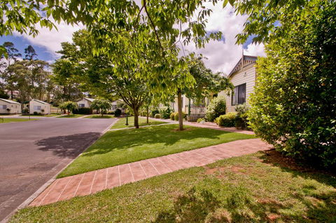 Warragul Gardens Holiday Park - Surfers Gold Coast 1