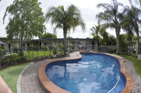 Warrina Motor Inn - Surfers Gold Coast 0