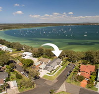 Waterfront Serenity - Luxury home with Grand Views - Surfers Gold Coast