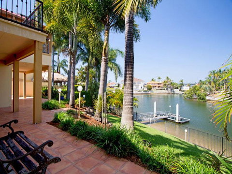 Waterfront Sorrento - Surfers Gold Coast 0