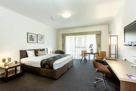 Blazing Stump Motel & Suites - Surfers Gold Coast 0