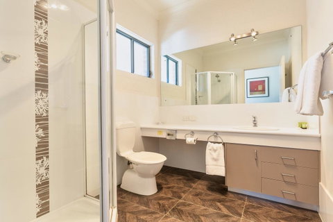 Blazing Stump Motel & Suites - Surfers Gold Coast 14