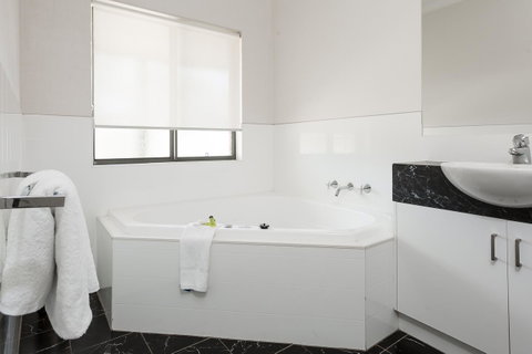 Blazing Stump Motel & Suites - Surfers Gold Coast 33