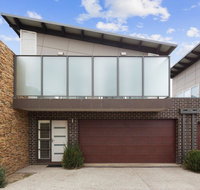 Central to Cowes - Surfers Gold Coast