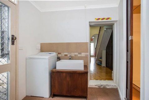 Plummers Mill - Central Townhouse - Surfers Gold Coast 10